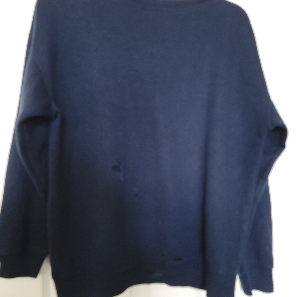 Comfy fleece top, distressed look